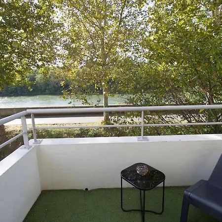 *t2*vue Garonne*piscine*garage*